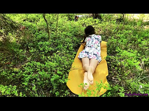 ❤️ 陌生人在Tinder上自慰我的阴部，并在树林里热情地做爱 ❤️❌ Sex video❌️❤